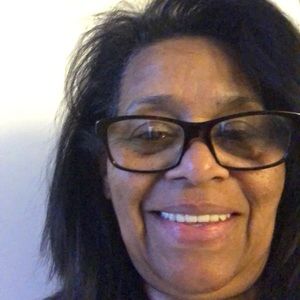 Meet your Posher, Harriette